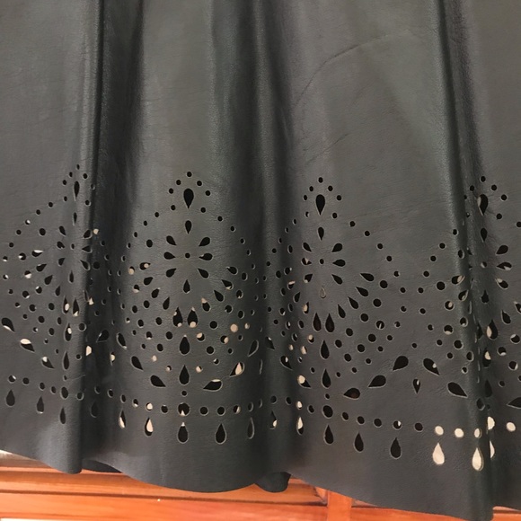 Joie Genuine Lamb leather skirt - Picture 2 of 9